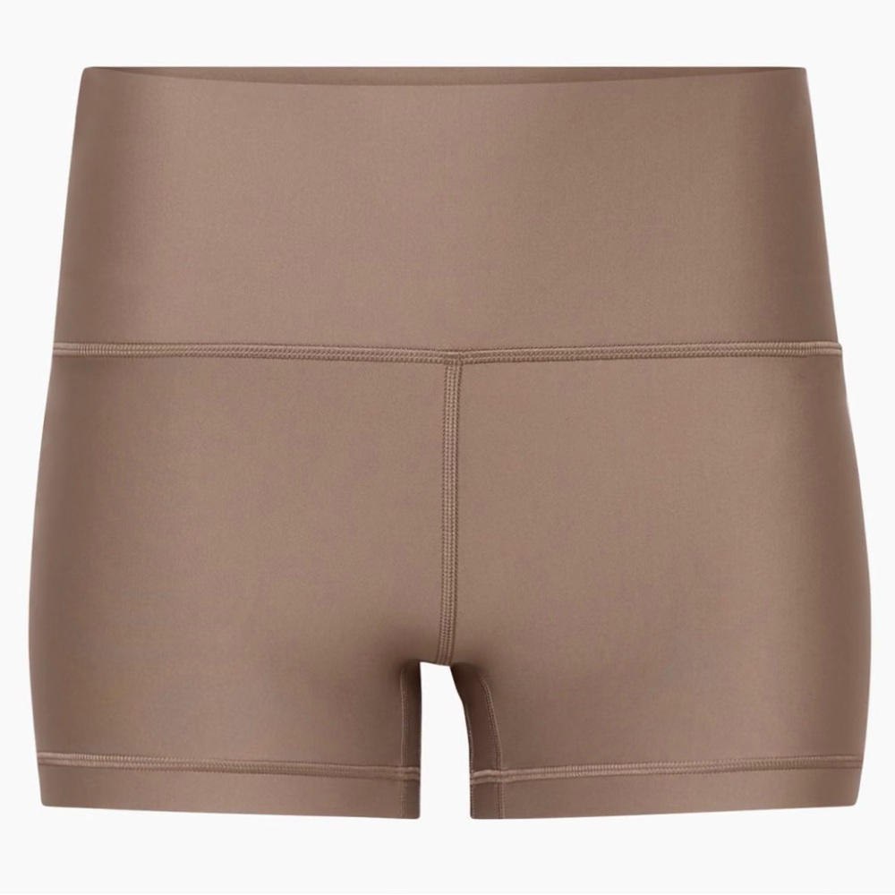 Aritzia “TNAction short”
